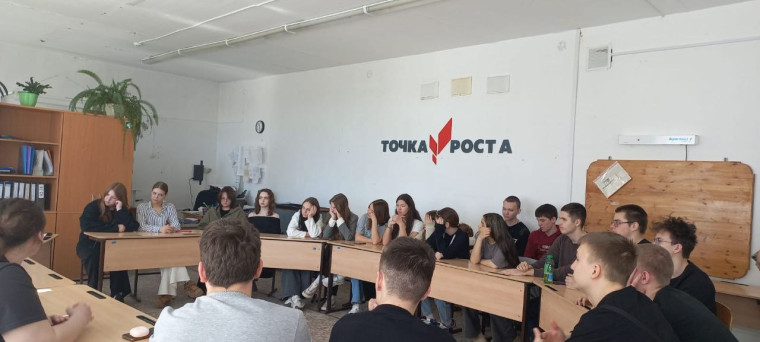 Встреча выпускников с экспертами региональных предметных комиссий.
